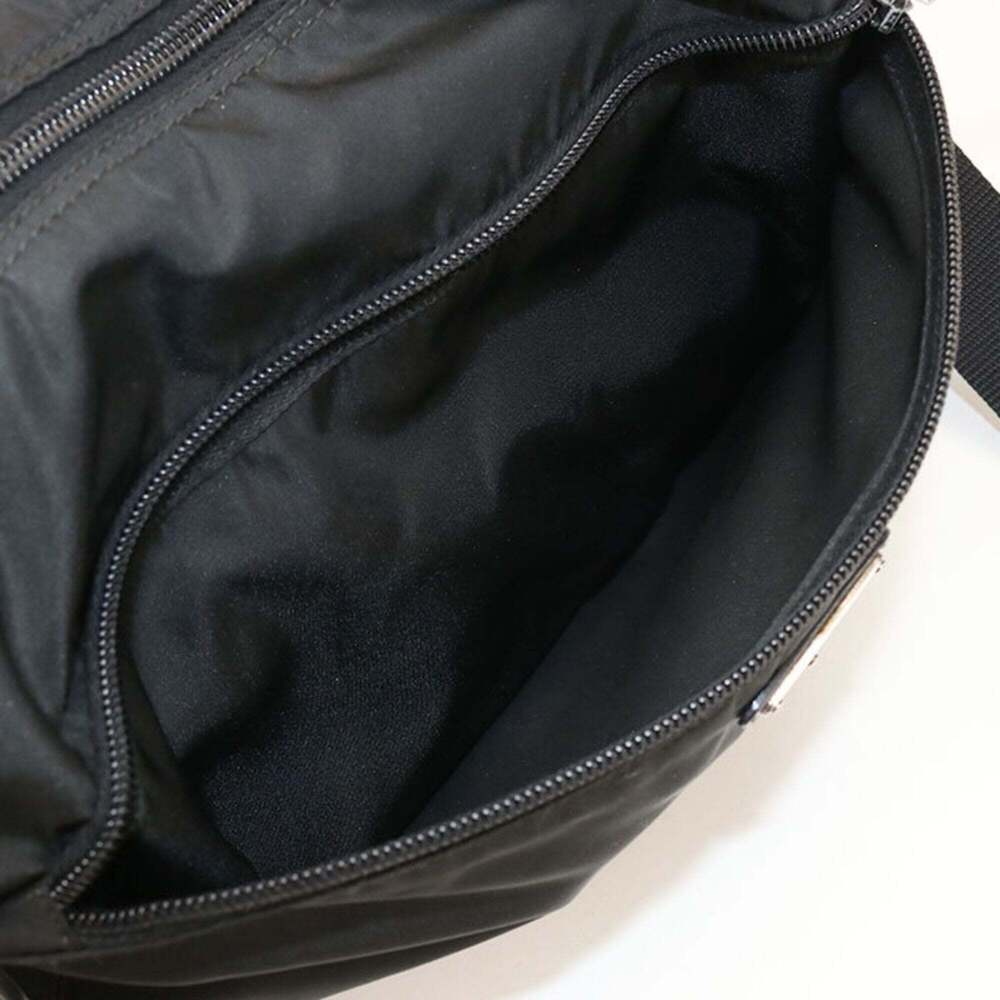 PRADA Black Shoulder Bag - Picture 4 of 8